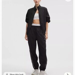 NWT Lululemon mid rise track pants : joggers with white side stripe